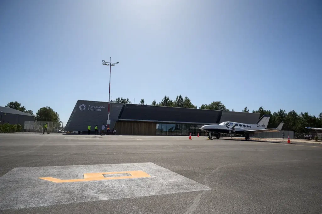 aeropuerto internacional carmelo